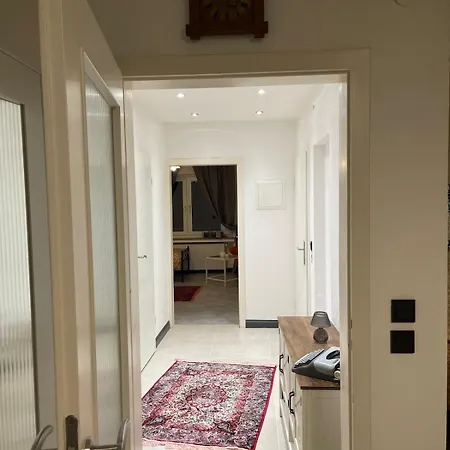 Familienfreundliche In شقة
